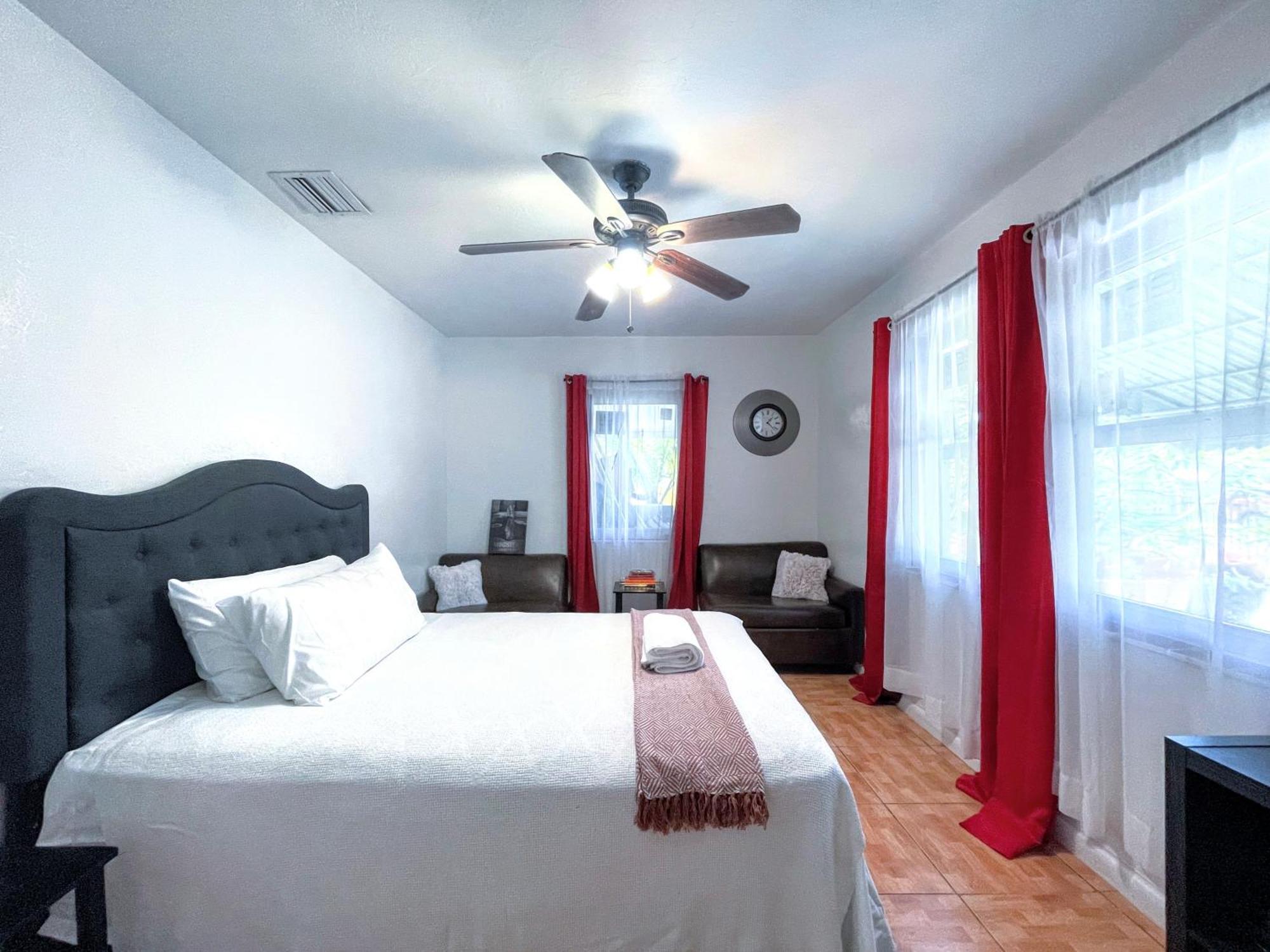 Akeyi Miami305 Private Bedrooms Екстериор снимка